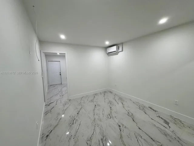 $1,800 | 11000 Southwest 47th Terrace, Unit 3, Miami, FL 33165