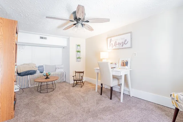 $159,000 | 1206 East Main Street, Clinton, IL 61727