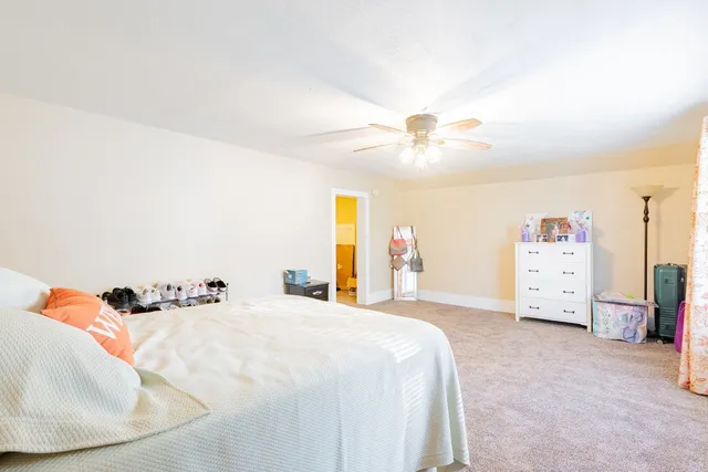 $159,000 | 1206 East Main Street, Clinton, IL 61727