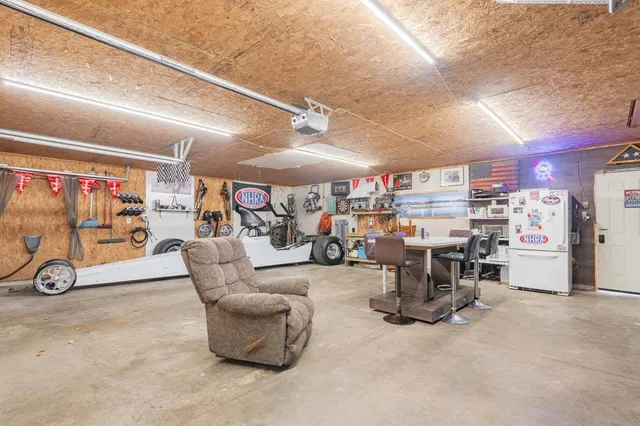 $159,000 | 1206 East Main Street, Clinton, IL 61727