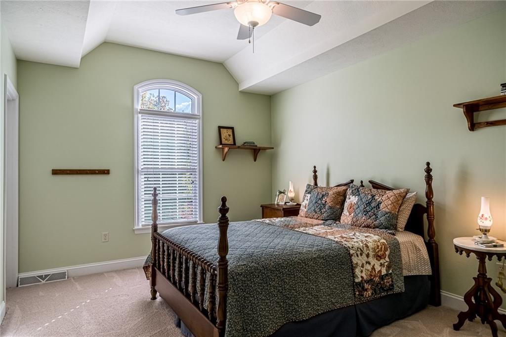 114 Rabold Drive Wexford, PA 15090 - Photo 16 of 25 Bedroom w/ Full Bath