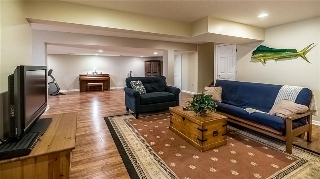 114 Rabold Drive Wexford, PA 15090 - Photo 21 of 25 Gallery Image 21