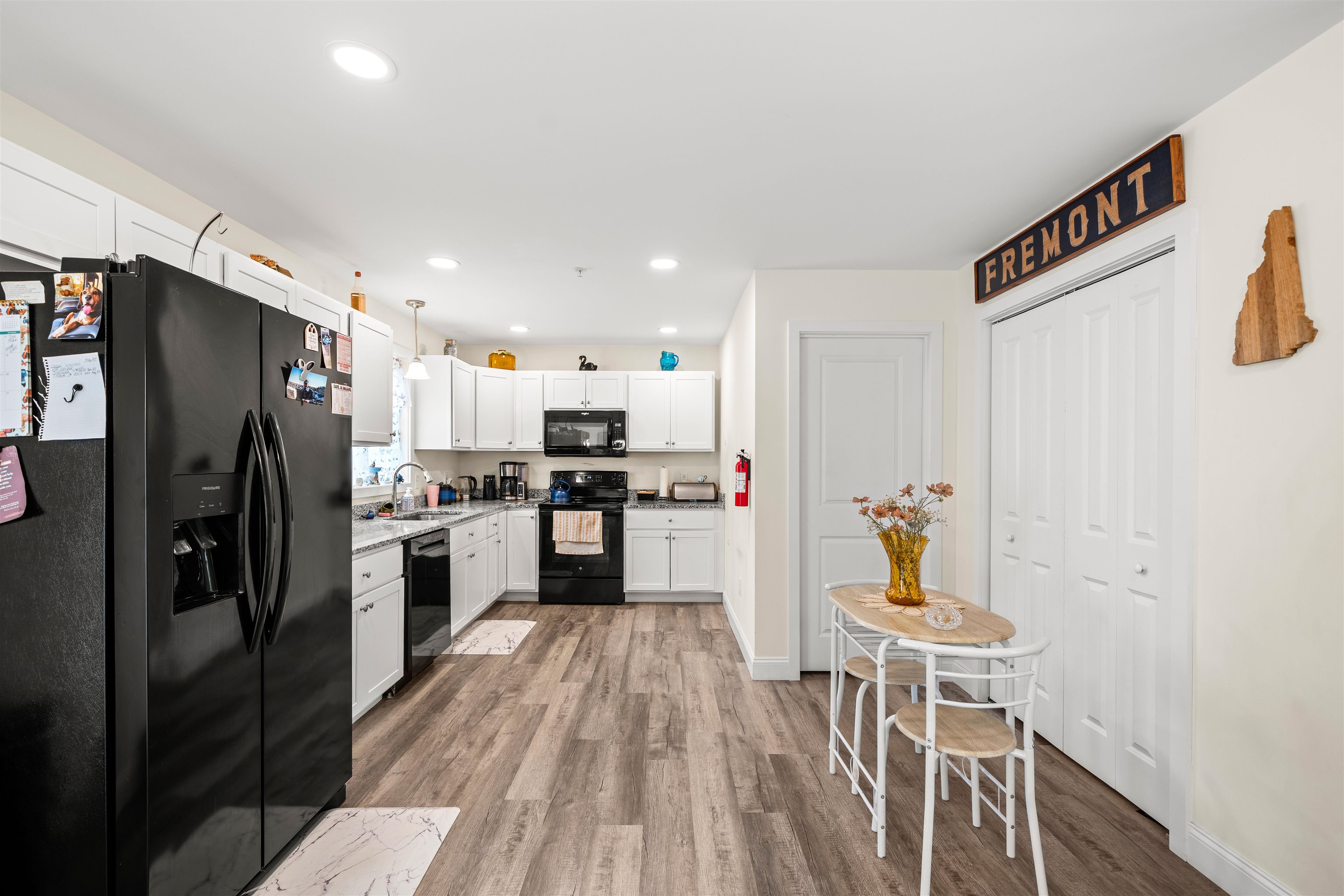 6 Biggs Avenue, Unit B Epping, NH 03042 - Photo 8 of 30