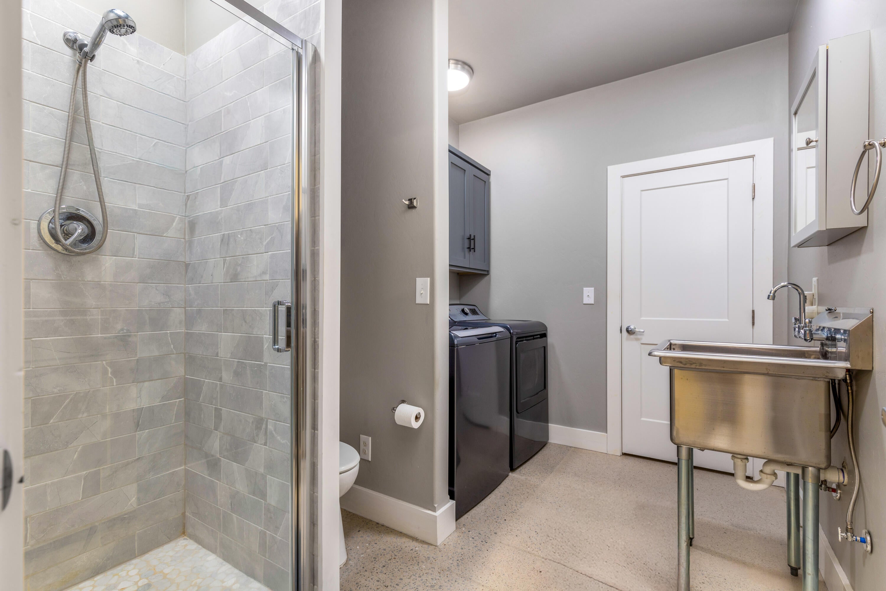 24936 South 611 Road Grove, OK 74344 - Photo 21 of 59 Primary Bath