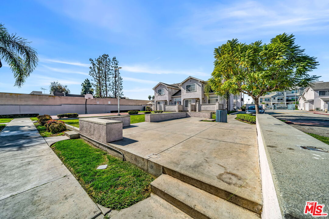 820 West Compton Boulevard, Unit 17 Compton, CA 90220 - Photo 39 of 50