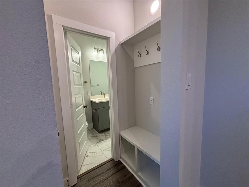 825 West Mayfield Road, Unit 232 Arlington, TX 76015 - Photo 11 of 23