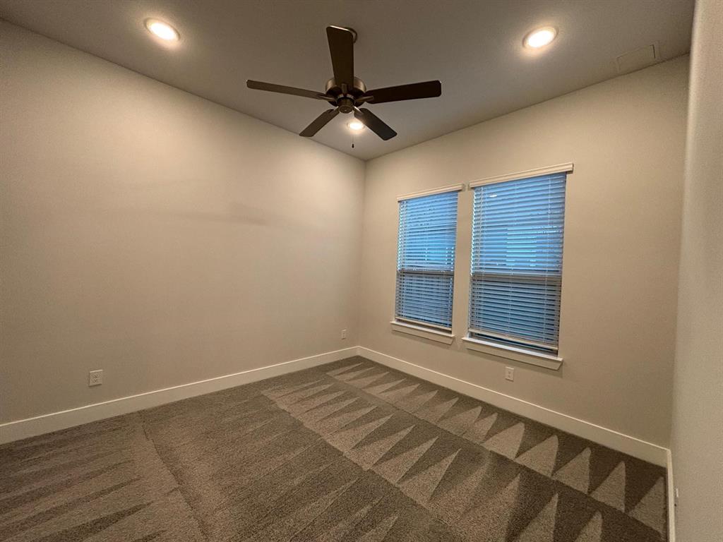 825 West Mayfield Road, Unit 232 Arlington, TX 76015 - Photo 9 of 23