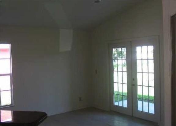 1133 West 36th Street Riviera Beach, FL 33404 - Photo 2 of 6 Family