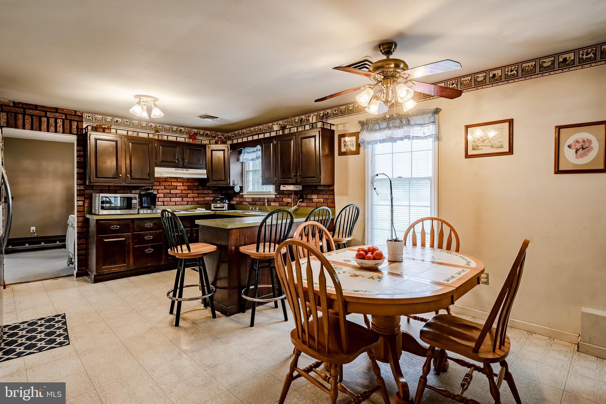 332 Beasley Neck Road Salem, NJ 08079 - Photo 11 of 35 Eat-In Kitchen