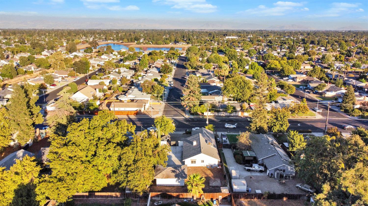 784 Sunnyside Avenue Clovis, CA 93611 - Photo 24 of 28 an aerial view of multiple house
