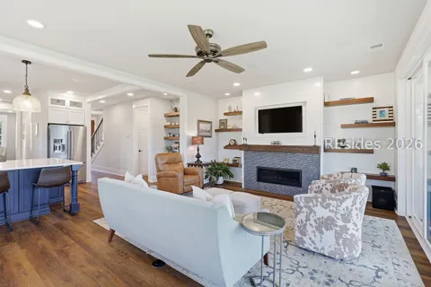 $1,250,000 | 492 Hunters Loop South, Hardeeville, SC 29927