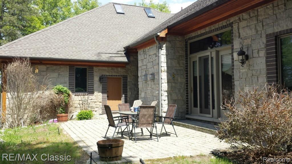 11169 Hyne Road Brighton, MI 48114 - Photo 16 of 48 PATIO BACK.jpg