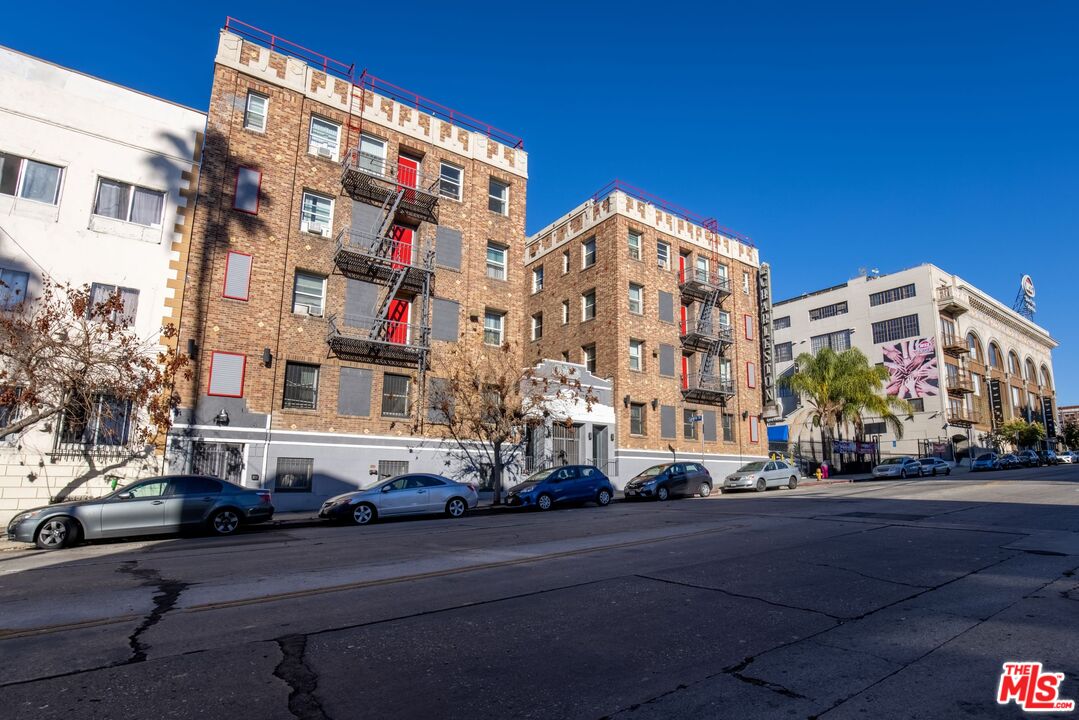 729 South Union Avenue, Unit 207 Los Angeles, CA 90017 - Photo 19 of 19 a building view