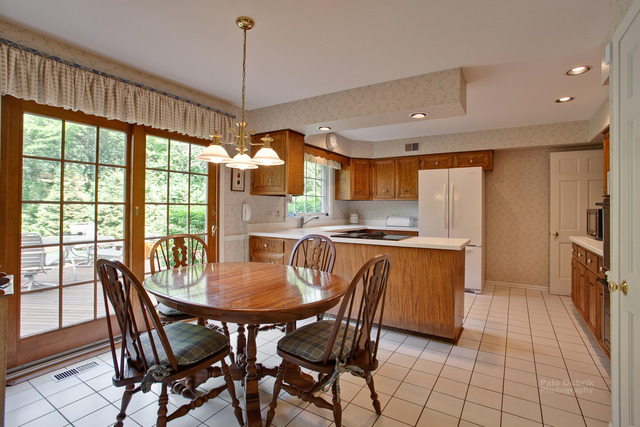 1350 Oak Ridge Road Barrington, IL 60010 - Photo 8 of 21