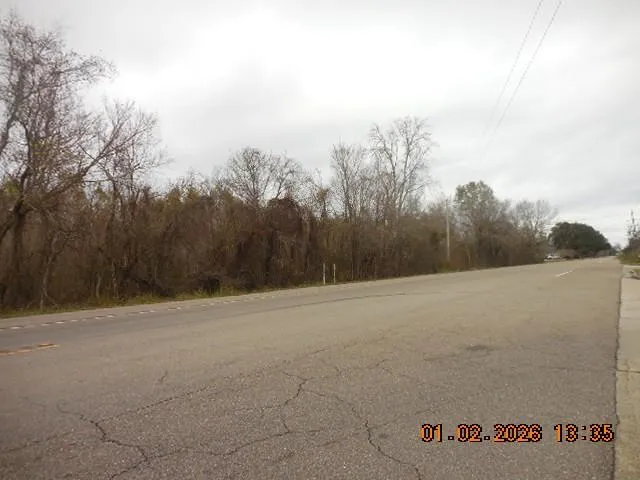 $1,900,000 | 8753001 England Street, New Orleans, LA 70131