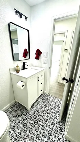 $2,100 | 809 Milky Way, Garland, TX 75040