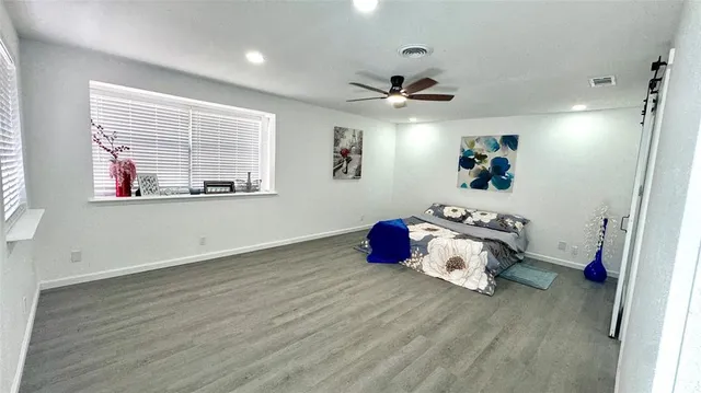 $2,100 | 809 Milky Way, Garland, TX 75040