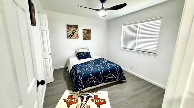 $2,100 | 809 Milky Way, Garland, TX 75040