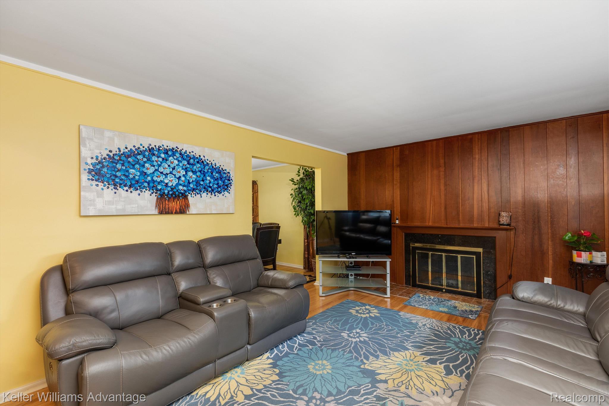 14385 Ashton Road Detroit, MI 48223 - Photo 6 of 23 Gallery Image 6