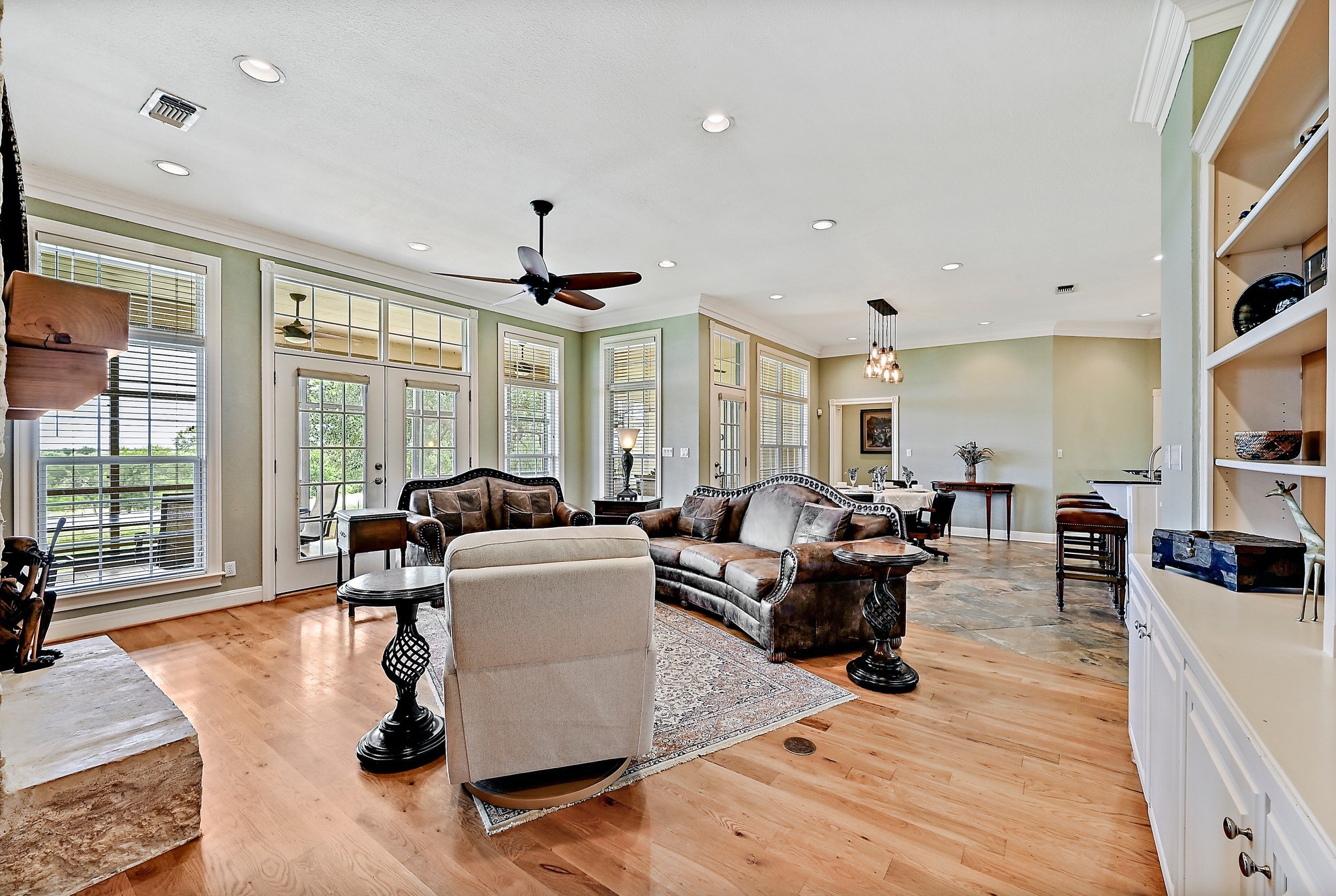 948 Upper Elgin River Road Elgin, TX 78621 - Photo 8 of 40