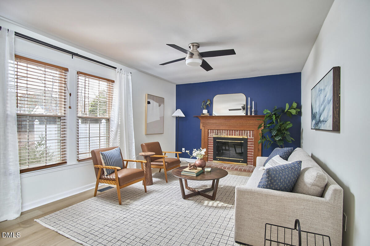 545 Bluestone Road Durham, NC 27713 - Photo 4 of 53 043