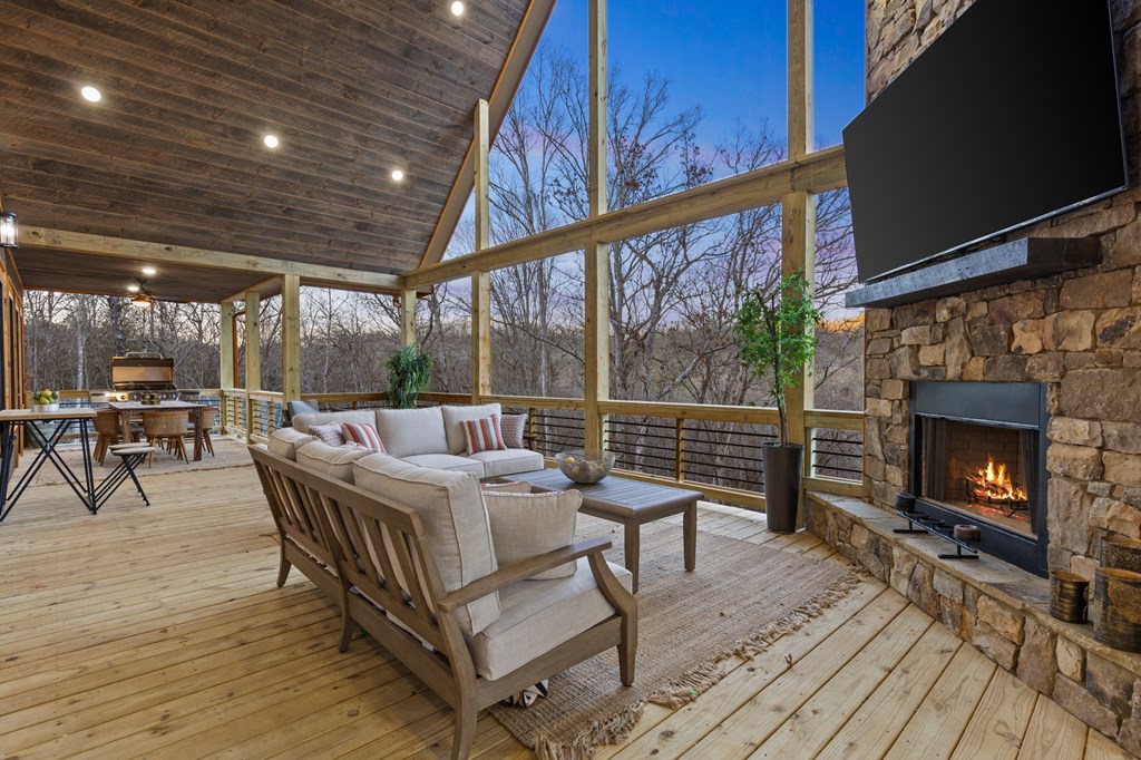 241 East Shalom Court Blue Ridge, GA 30513 - Photo 19 of 45