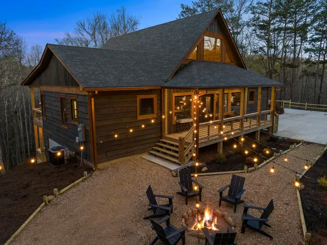 $1,295,000 | 241 East Shalom Court, Blue Ridge, GA 30513