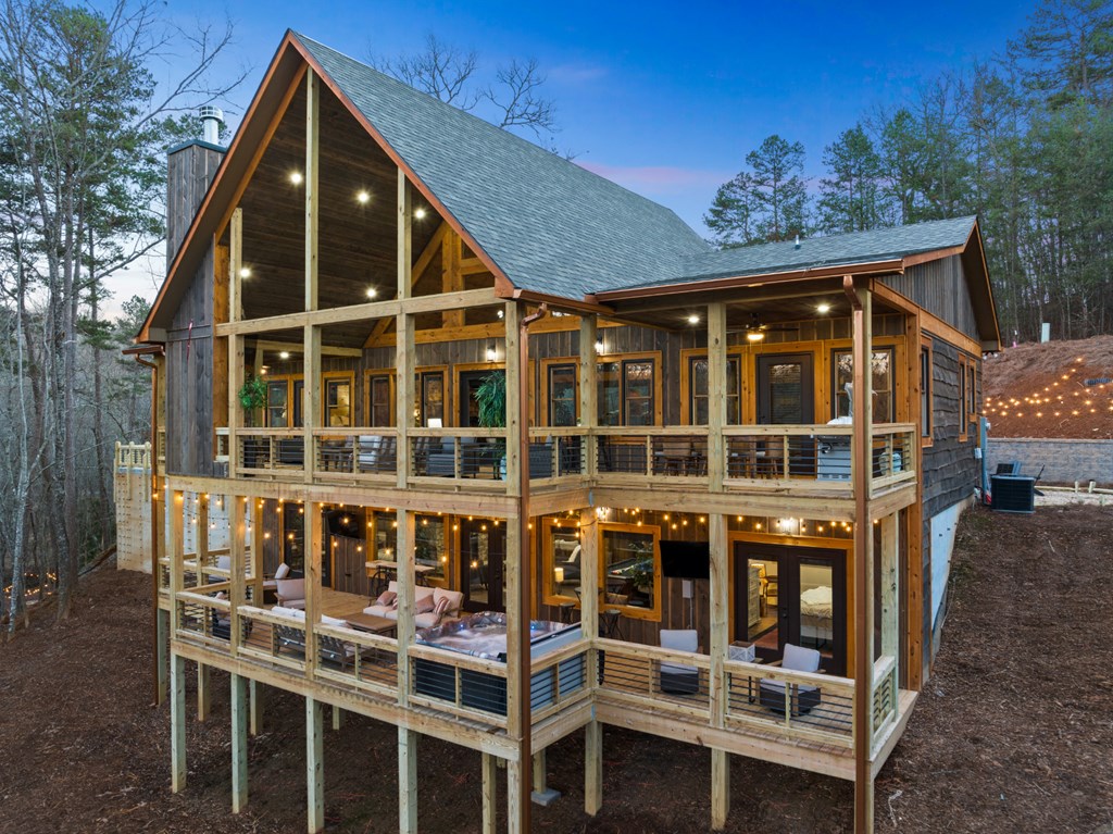 241 East Shalom Court Blue Ridge, GA 30513 - Photo 4 of 45