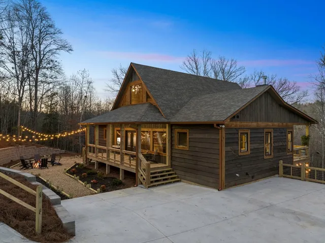 $1,295,000 | 241 East Shalom Court, Blue Ridge, GA 30513