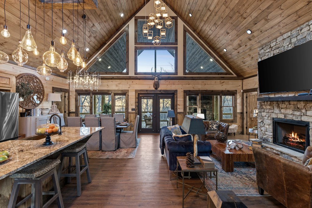 241 East Shalom Court Blue Ridge, GA 30513 - Photo 6 of 45