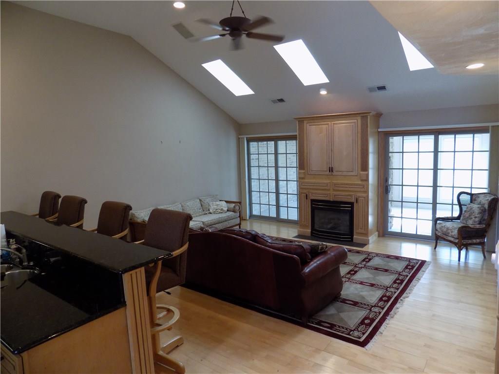2229 Ridge Road McKeesport, PA 15135 - Photo 7 of 25 Gallery Image 7