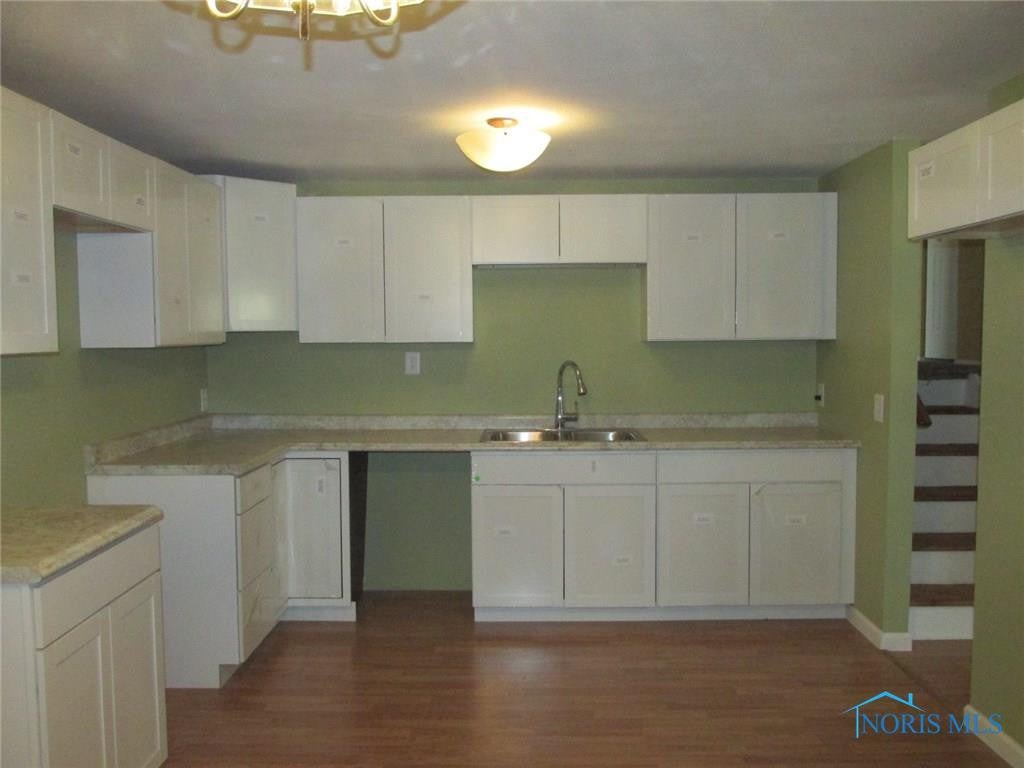 517 Richards Road Toledo, OH 43607 - Photo 7 of 15 Gallery Image 7