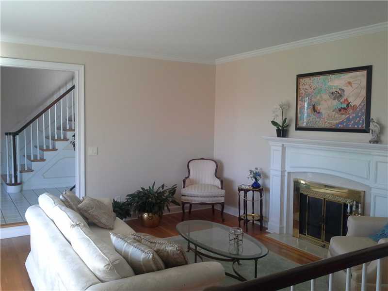 15 Chin Hill Road Westerly, RI 02891 - Photo 15 of 25 Living Room.