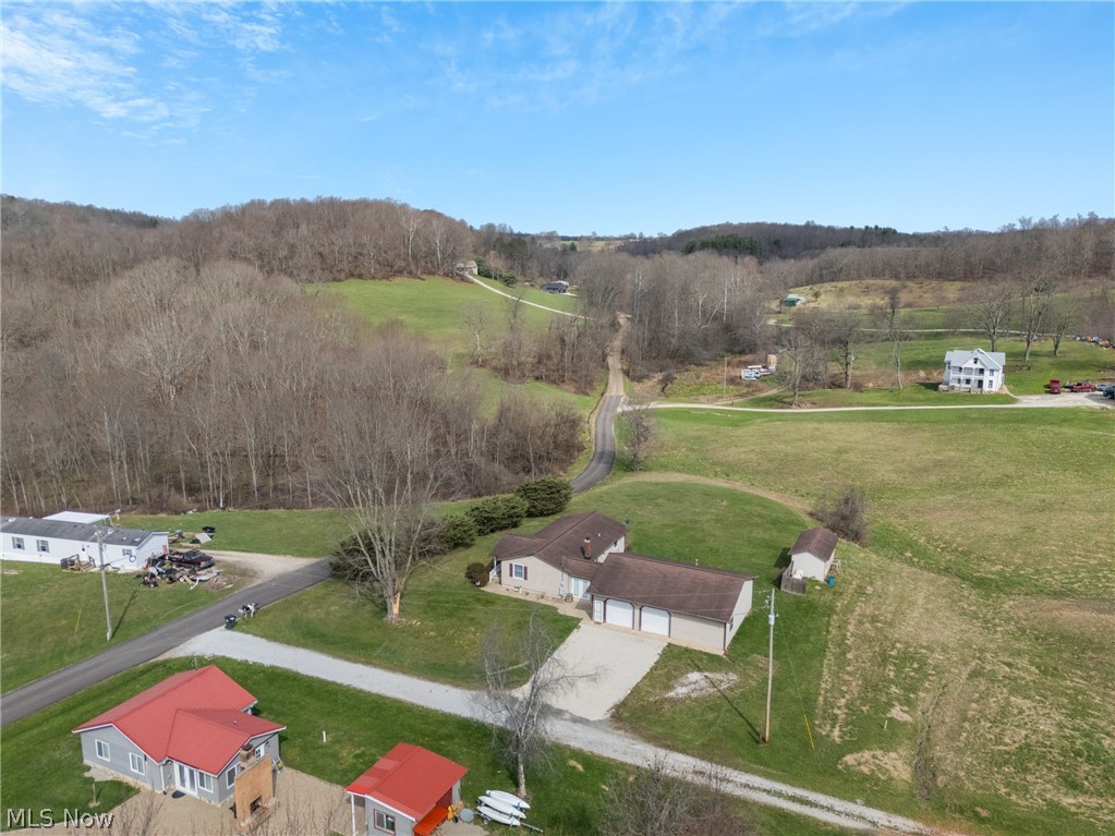 1090 Fort Road Southwest Dellroy, OH 44620 - Photo 10 of 49