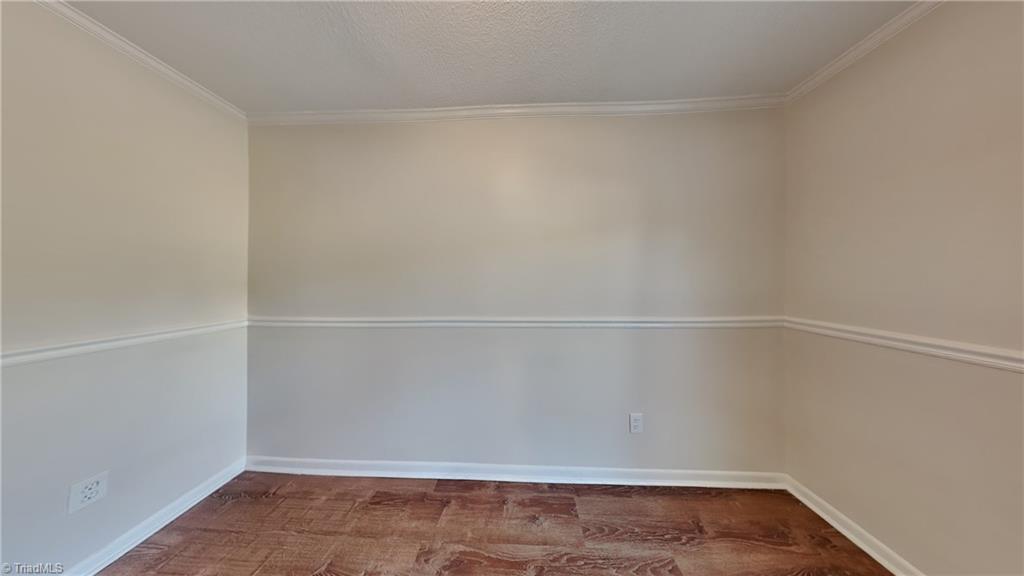 5737 Bramblegate Road, Unit E Greensboro, NC 27409 - Photo 3 of 19 Gallery Image 3