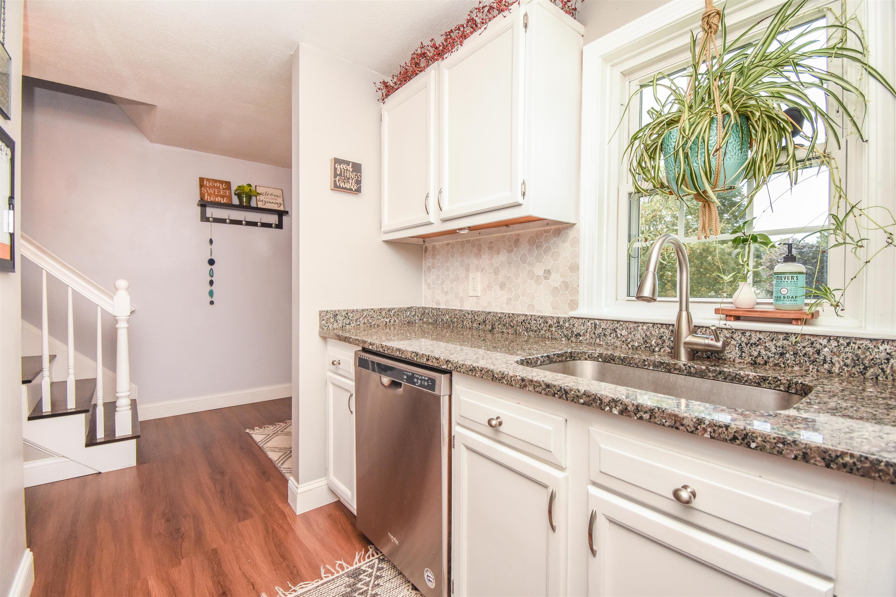 138 Newton Road, Unit 10 Plaistow, NH 03865 - Photo 4 of 17 Gallery Image 4