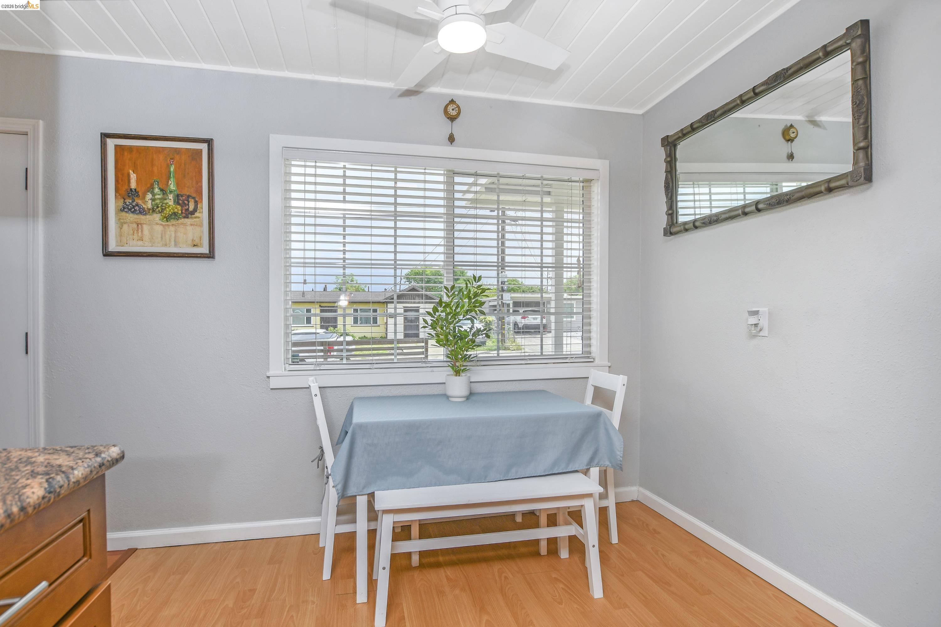 37 Beach Drive Bay Point, CA 94565 - Photo 13 of 33 a room with a table and a window