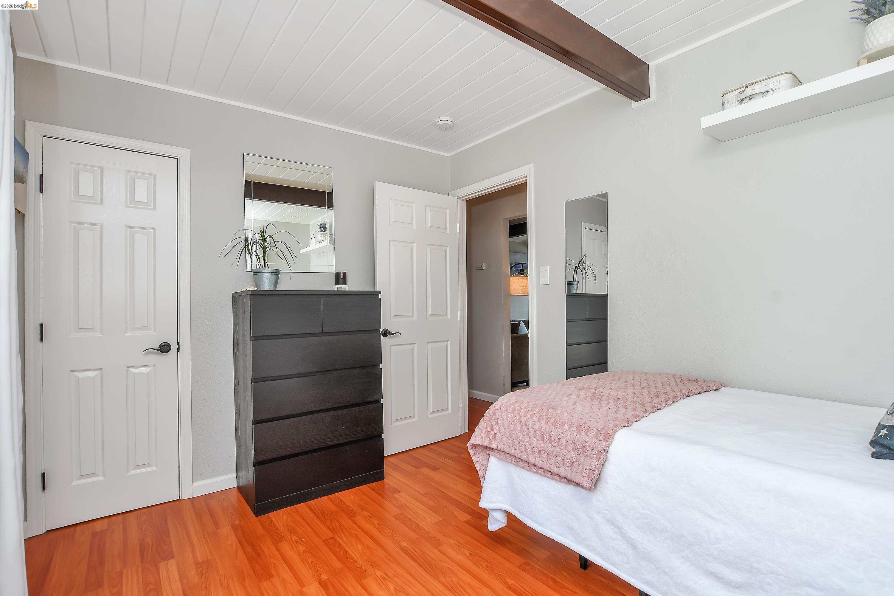 37 Beach Drive Bay Point, CA 94565 - Photo 18 of 33 a bedroom with a bed and a dresser
