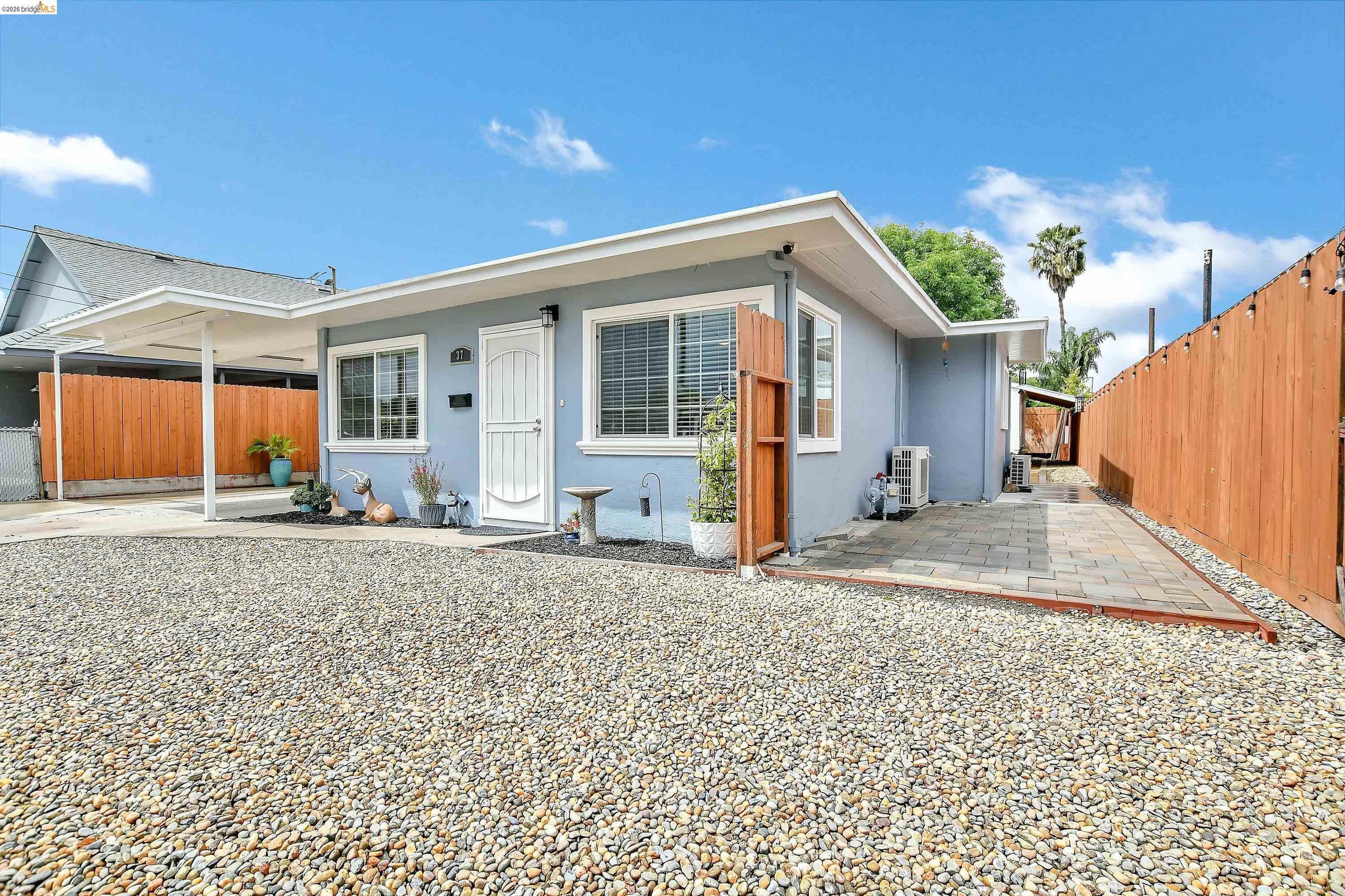 37 Beach Drive Bay Point, CA 94565 - Photo 2 of 33