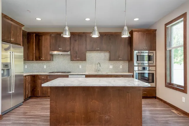 $459,000 | 814 Pinnacle Path, Mankato, MN 56001