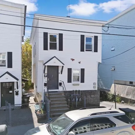 $479,000 | 377 Manchester Street, Manchester, NH 03103