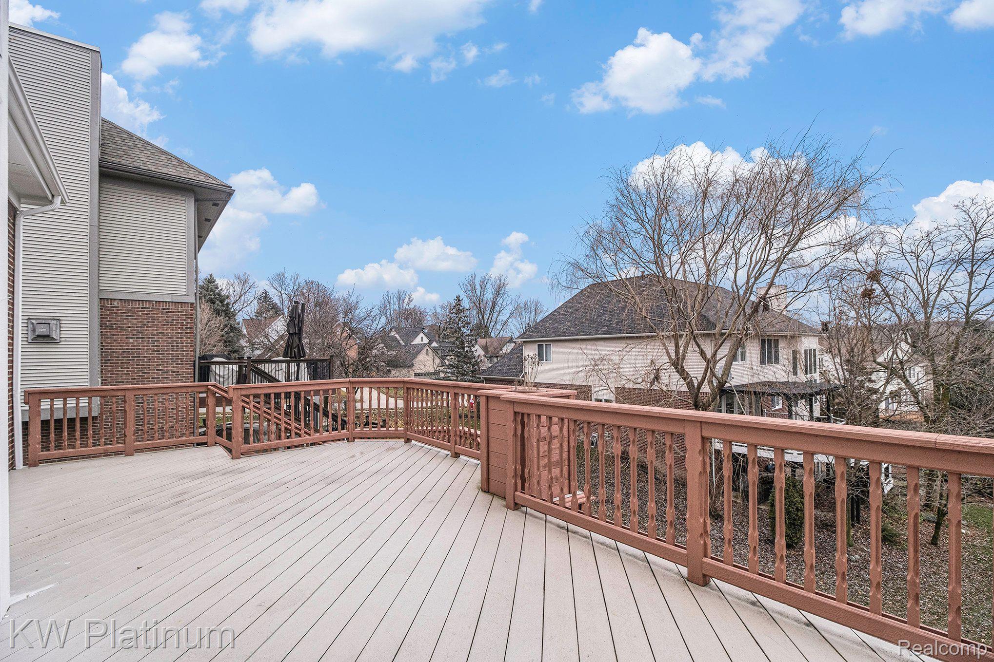 1215 Putnam Circle Rochester, MI 48307 - Photo 23 of 28 Gallery Image 23