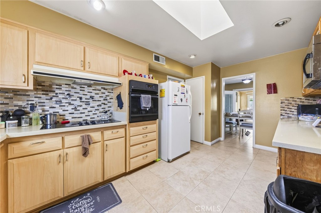 25815 Roanoke Road Menifee, CA 92586 - Photo 14 of 41 Gallery Image 14