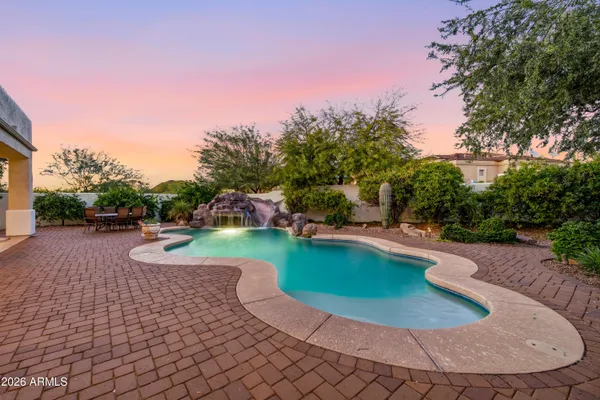 $999,999 | 7618 East Presidio Street, Mesa, AZ 85207