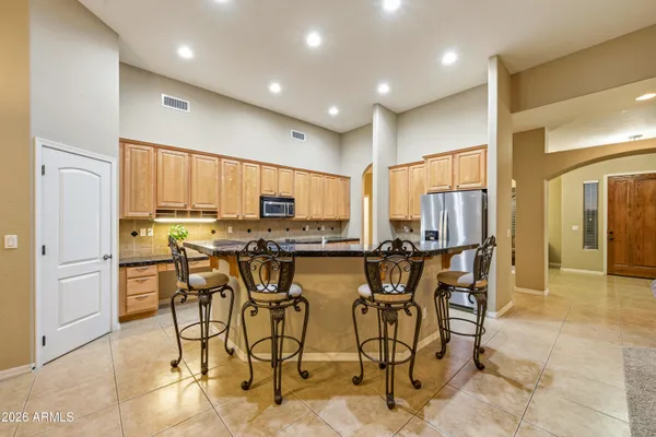 $999,999 | 7618 East Presidio Street, Mesa, AZ 85207