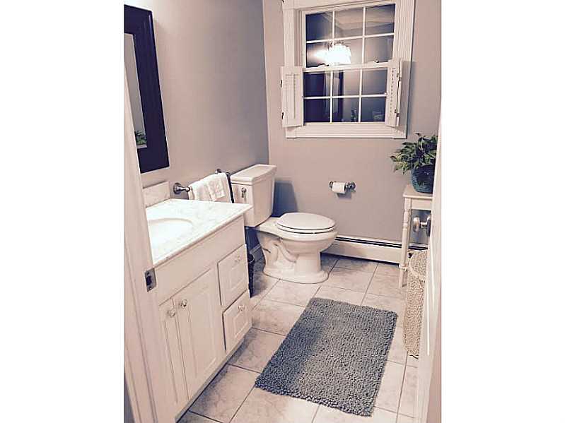 3 Autumn Ridge Road Coventry, RI 02816 - Photo 10 of 24 Bathroom.