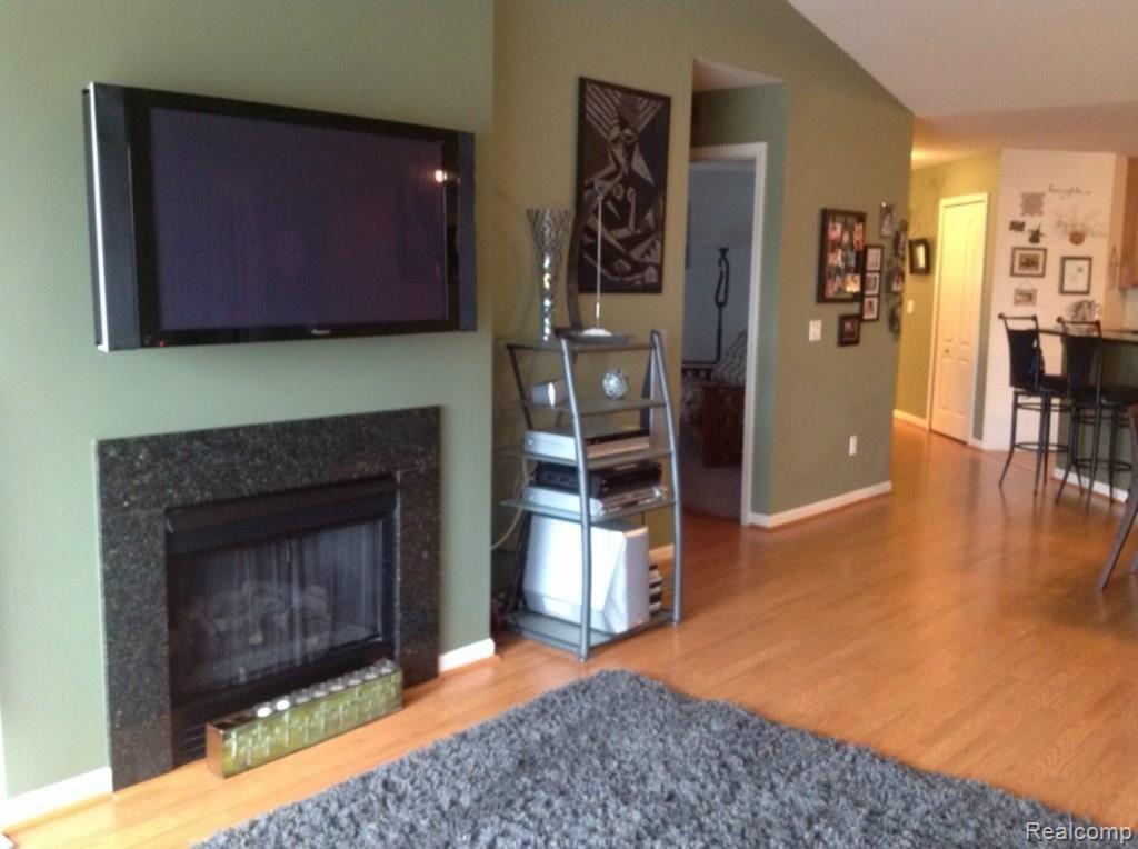 340 North Wixom Road Wixom, MI 48393 - Photo 14 of 26