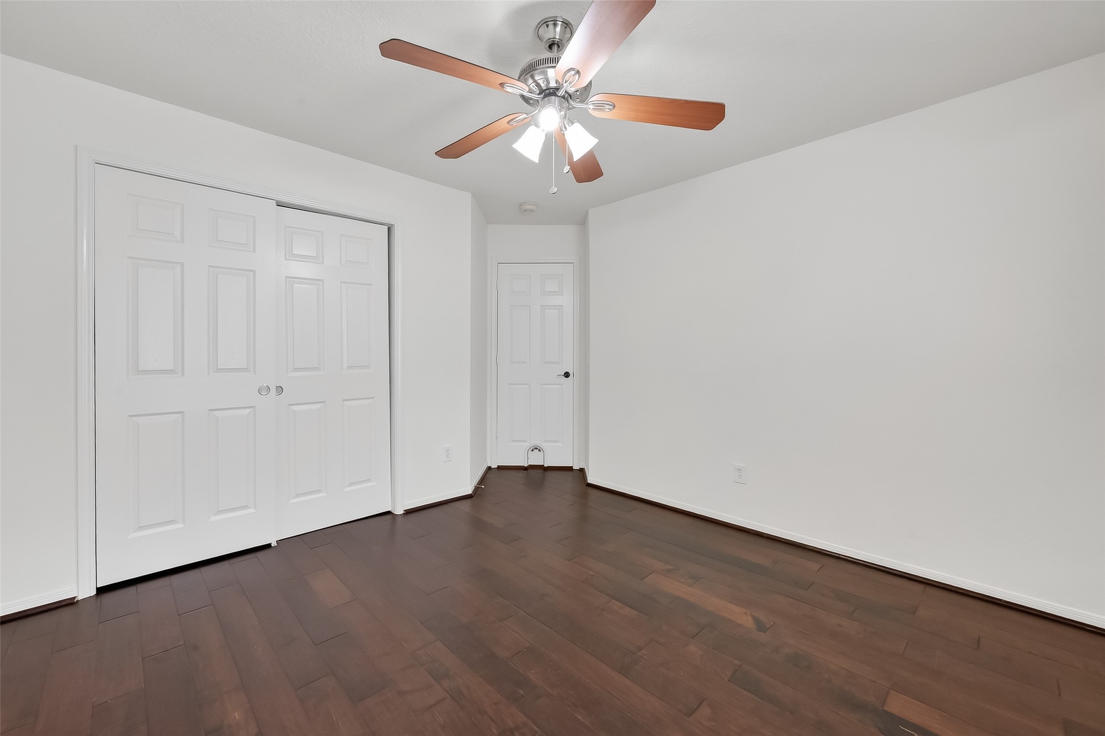 19715 Azalea Brook Way Houston, TX 77084 - Photo 42 of 48 Guest bedroom 3 upstairs