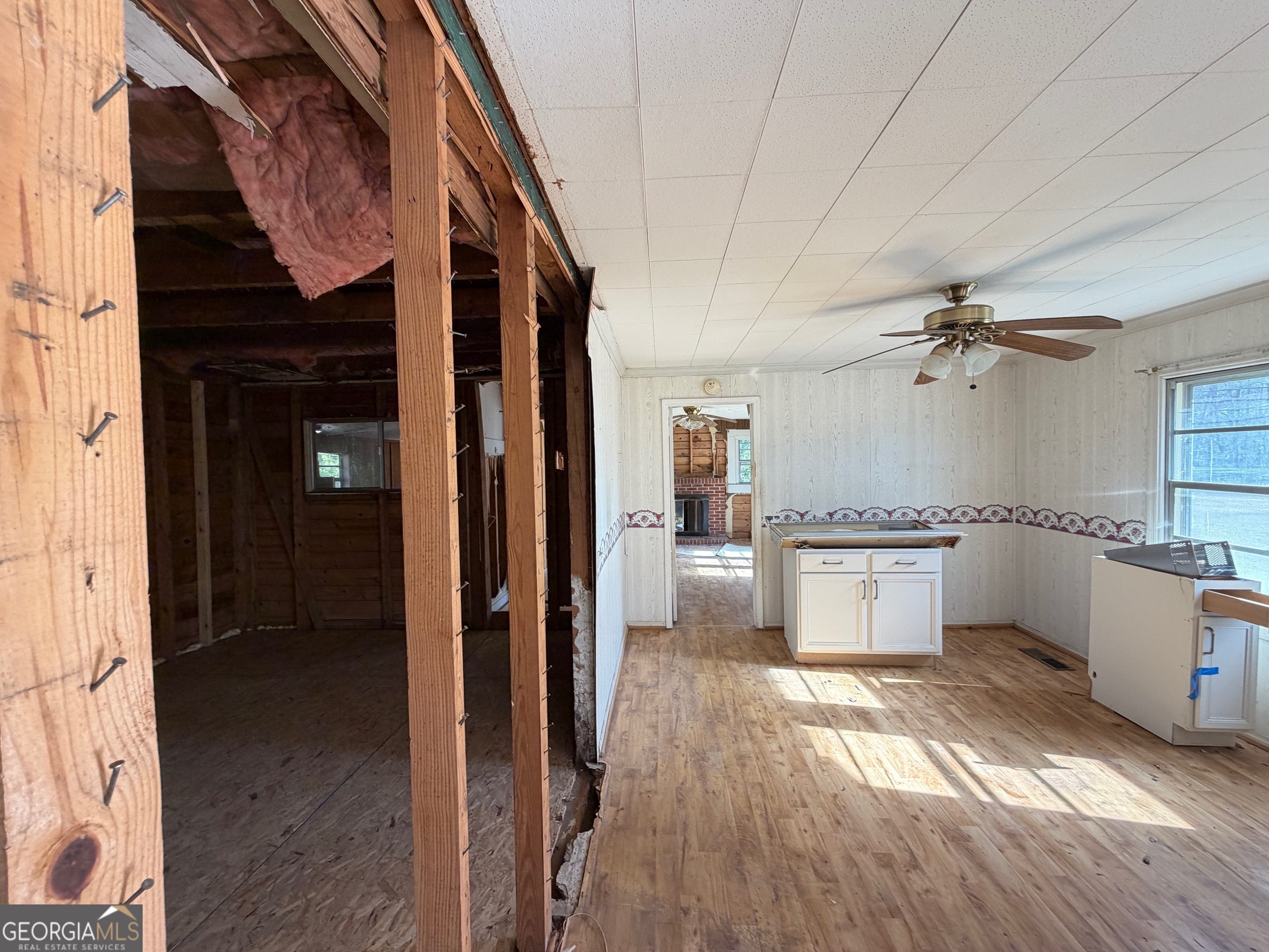 124 Bradshaw Road Thomaston, GA 30286 - Photo 9 of 10 a view of a kitchen with a sink and cabinets