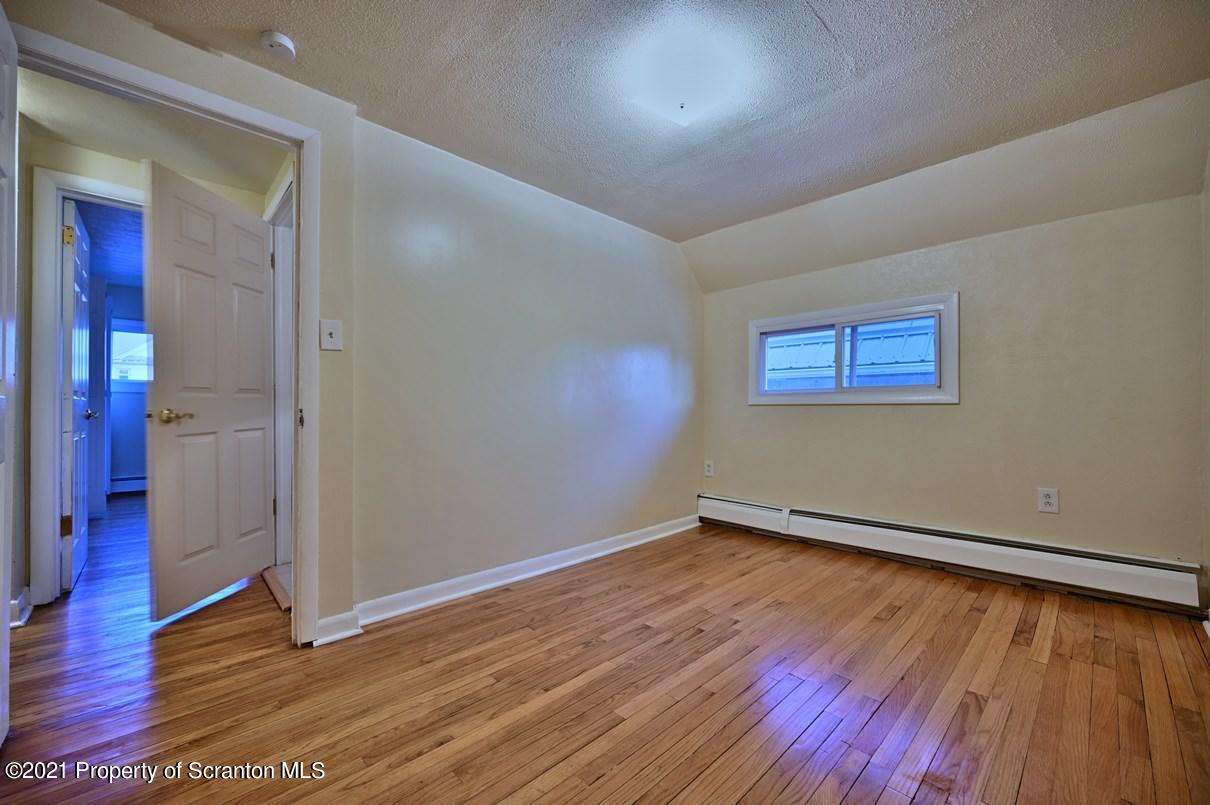 929 Providence Road Scranton, PA 18508 - Photo 33 of 39 Gallery Image 33